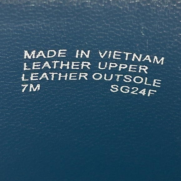 Michael Kors Halle Mule Pump Leather Black Pointed Toe Heels Size 7M NIB - Picture 12 of 14